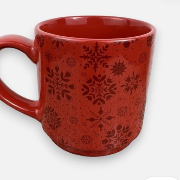 Tim Horton’s 2021 and 2022 Limited Edition Christmas Holiday Mugs - Picture 5 of 11